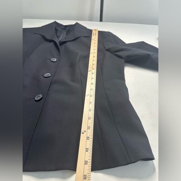 Lafayette 148 Black 3 Button Blazer Size 16 Virgin Wool EUC - Picture 3 of 7